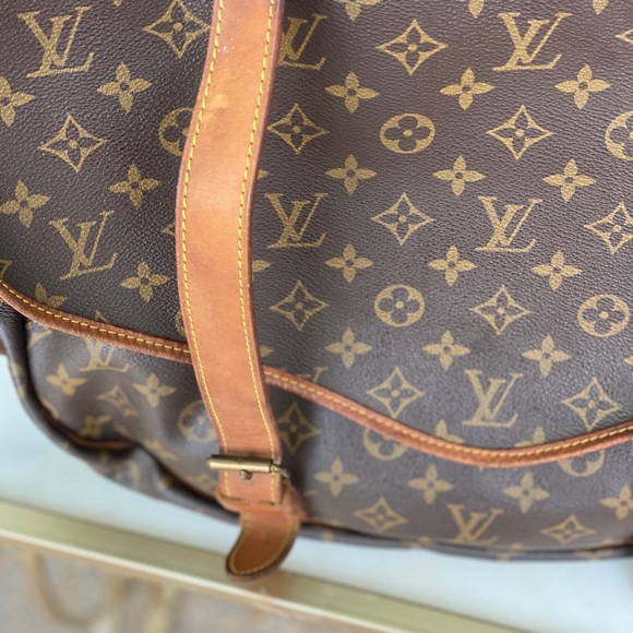 🚫SOLD🚫Authentic Louis Vuitton Saumur 43 - Picture 7 of 14
